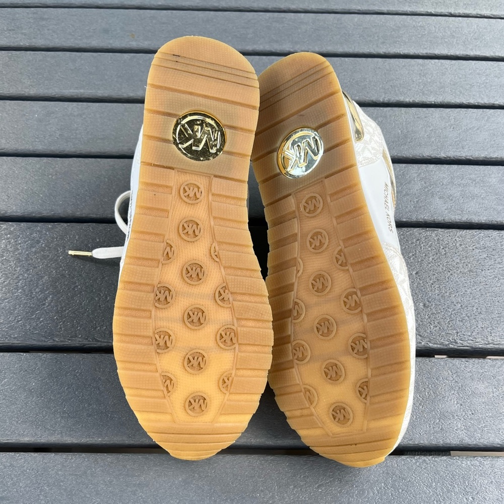 Michael Kors; Wilma Color-Block Logo Trainers; Little/No wear; Woman’s 9/9.5 - Picture 13 of 13